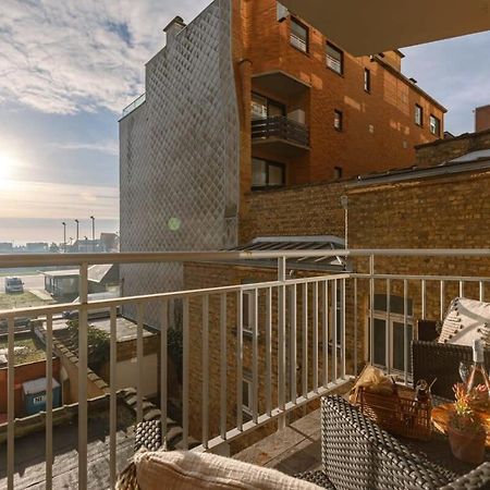 דירות מידלקרק Huswell - Charming Studio With Terrace Nearby The Beach מראה חיצוני תמונה