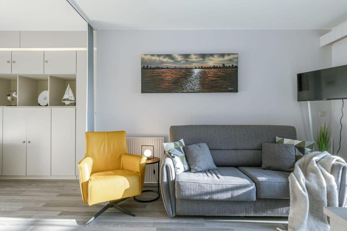 דירות מידלקרק Huswell - Charming Studio With Terrace Nearby The Beach מראה חיצוני תמונה