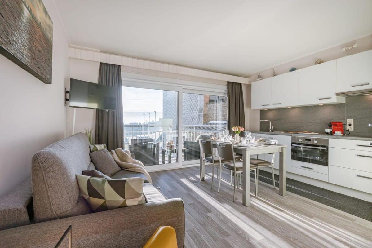דירות מידלקרק Huswell - Charming Studio With Terrace Nearby The Beach מראה חיצוני תמונה
